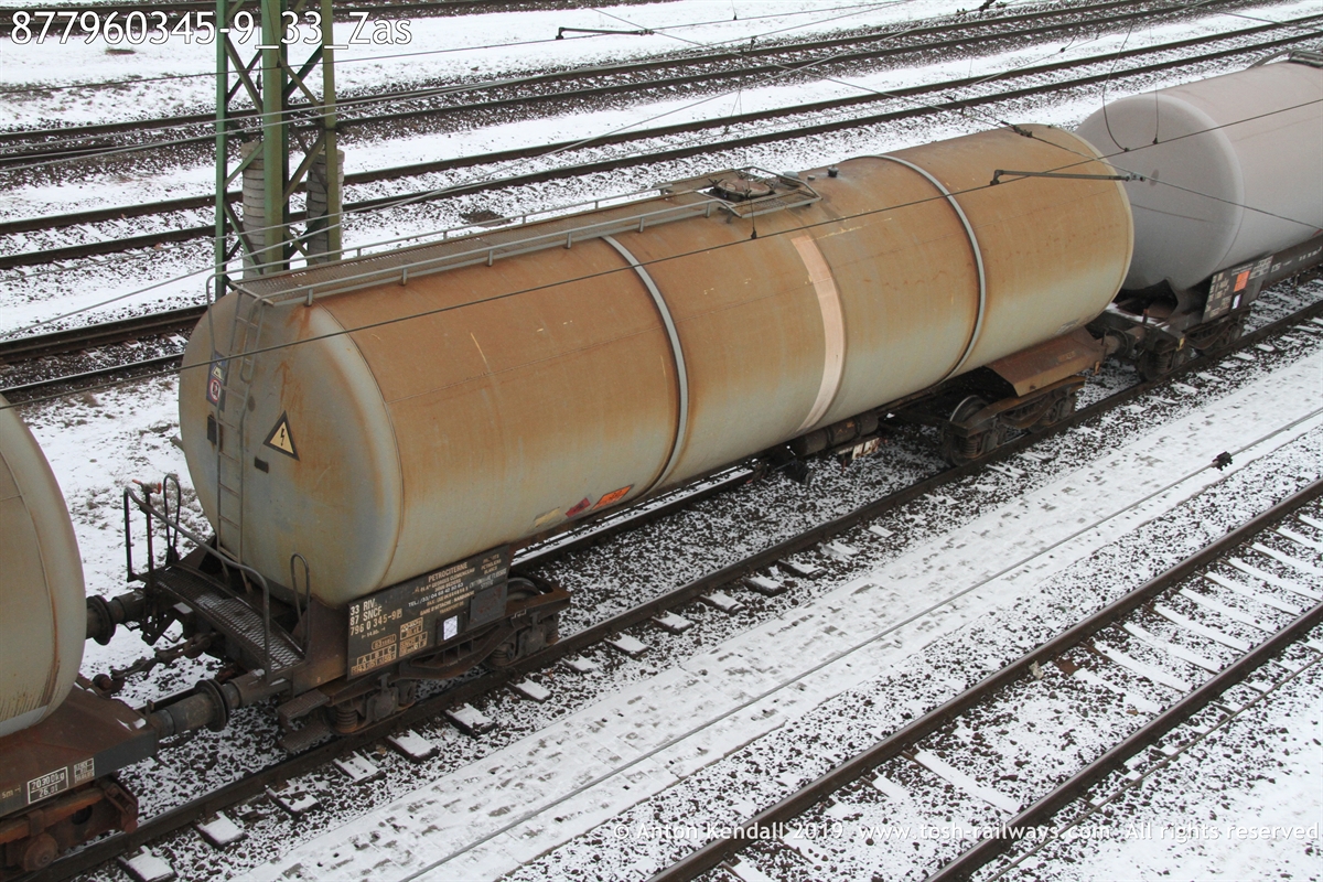 877960345-9_33_Zas.JPG
